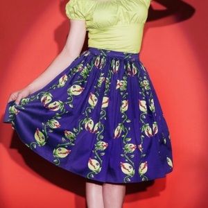 Deadly Danes Darling Skirt in Venus Fly Trap